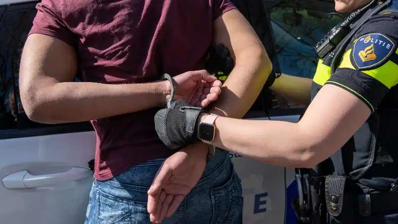 Drugslab in garage Bleiswijk ontmanteld, 50-jarige verdachte uit Vlaardingen gearresteerd