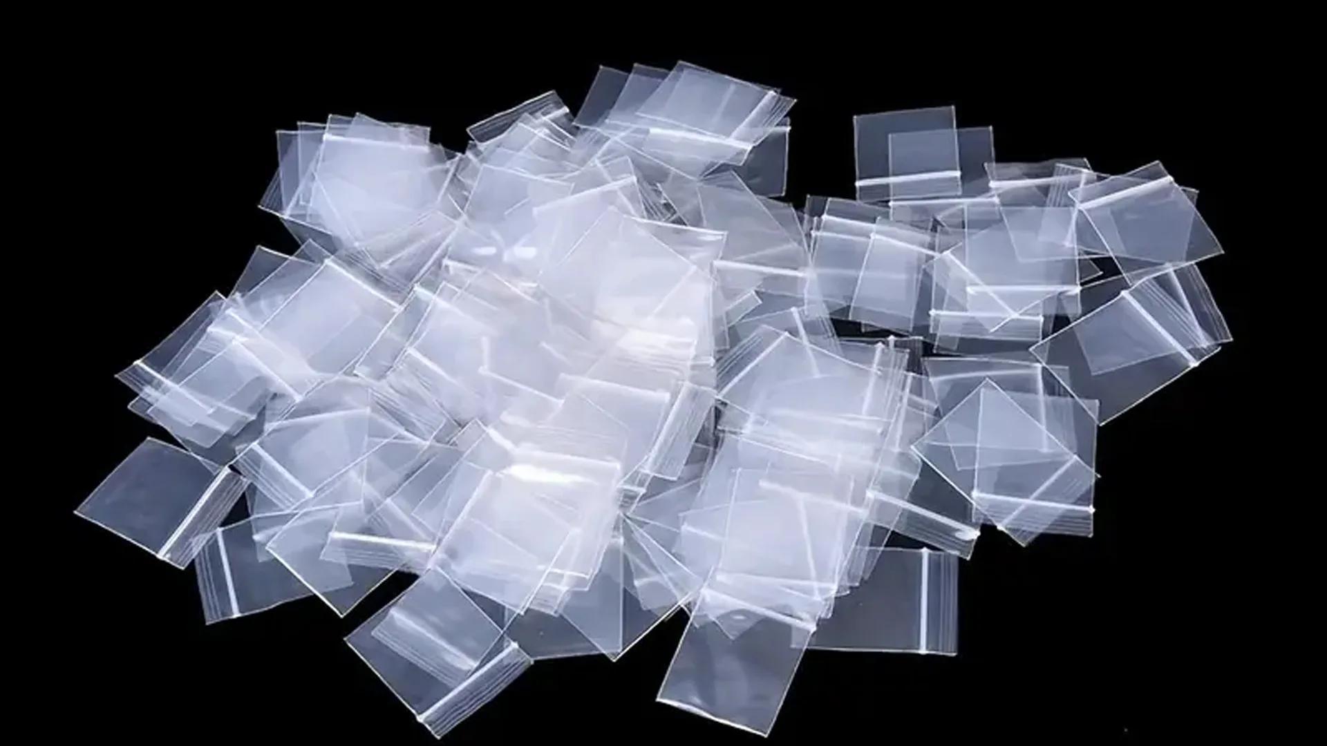 17-jarige medewerker avondwinkel Rotterdam aangehouden voor drugsbezit