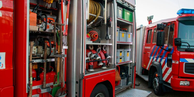 Brandweer wagen open zijkant