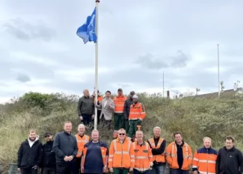 Wassenaar strand Blauwe Vlag gehesen